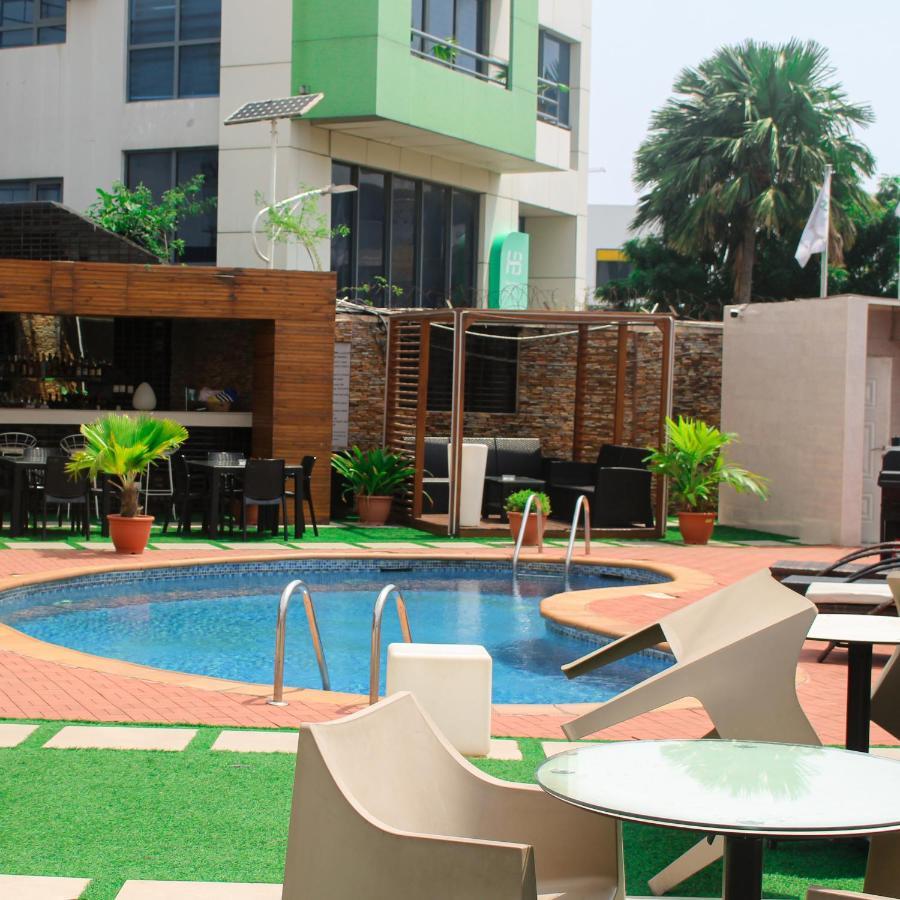 Hotel Victoria Crown Plaza 4*
